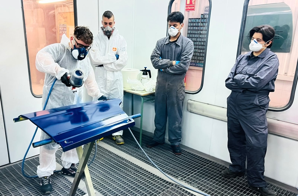 Sagola, en las aulas: formación práctica en Burgos y SagolaSPRAY™ en PFITech