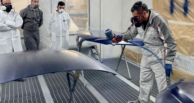 Sagola strengthens its commitment to bodyshop training with a technical session in Barcelona