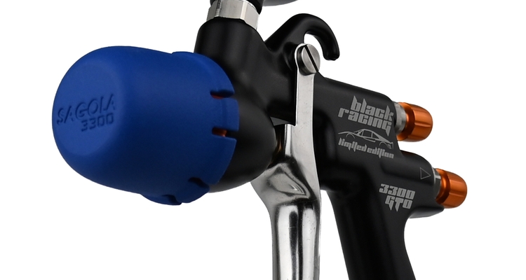 La nouvelle Sagola 3300 GTO Black Racing UV applique juste ce qu’il faut, ni plus, ni moins.